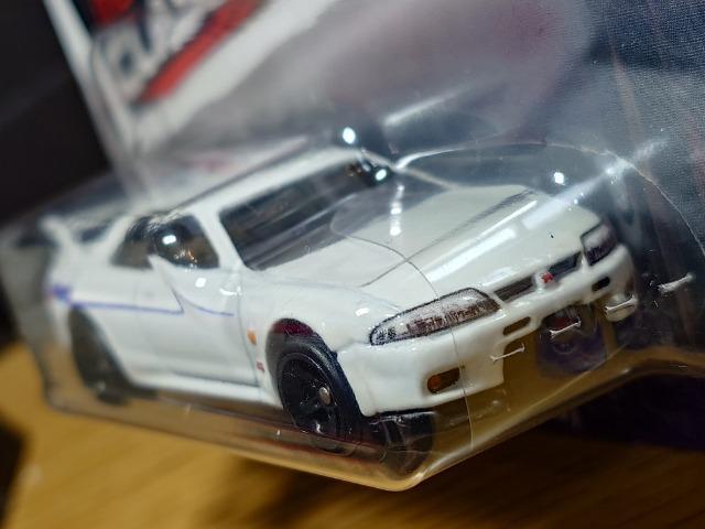 zbgEB[v~AMODERN CLASSICSYXJCCfs-q(abmqRR)Ji  zr[ 