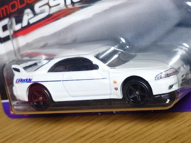 zbgEB[v~AMODERN CLASSICSYXJCCfs-q(abmqRR)Ji  zr[ 