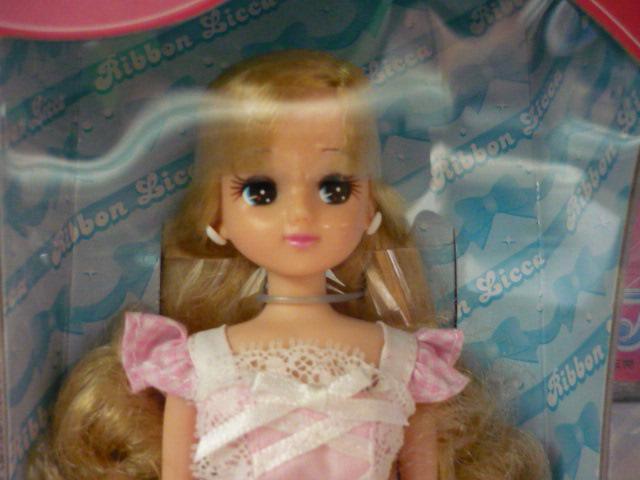 リカちゃん「リボンリカちゃん(RL-62N)&キュートカジュアル(洋服)セット」LI35 < おもちゃ リカちゃん「リボンリカちゃん(RL-62N)&キュートカジュアル(洋服)セット」LI35 < おもちゃの