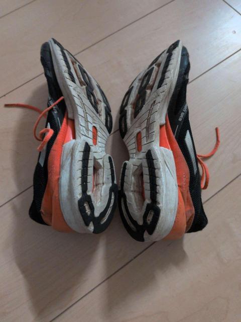 �A�f�B�_�X adizero �����j���O�V���[�Y �� �I�����W �� �����t�@�b�V������ 