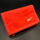  NIKE iCL O܂z