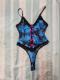 B3012  �ō����i  ���ɐ̉ԕ��ƃ��[�X�ƃ��{�������̃{�f�B�X�[�c  M